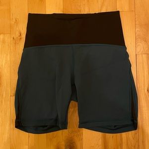 Lululemon spandex shorts